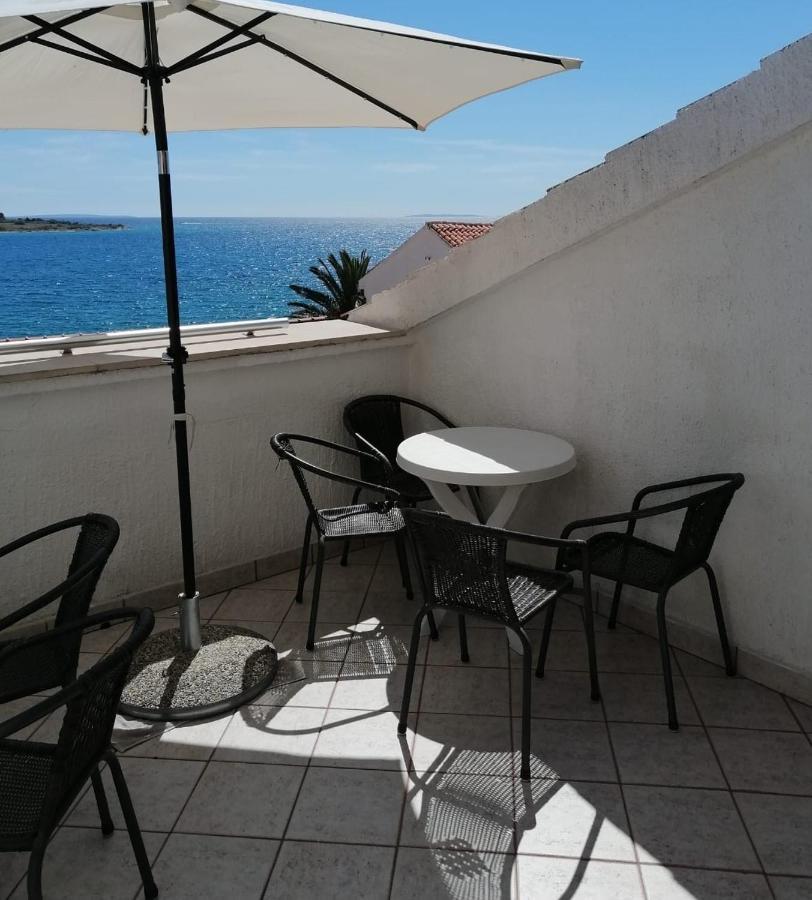 Apartmani Ivana Novalja Exterior foto